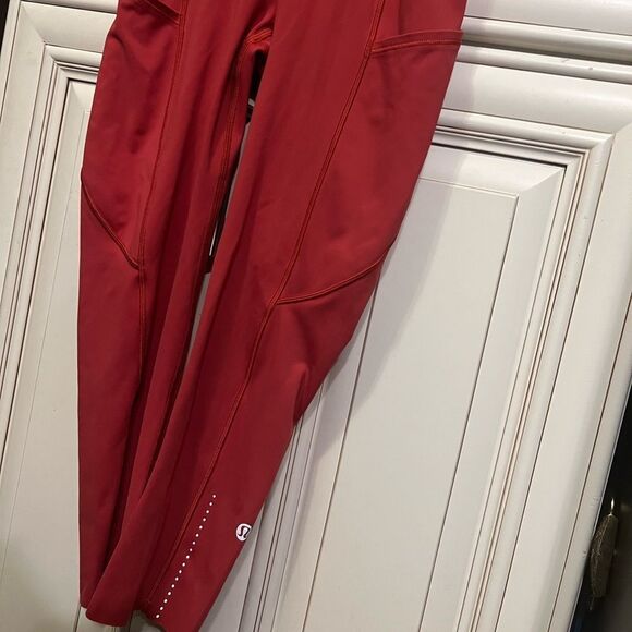 Lululemon Fast & free Crops  Sz 2 Orange - Picture 2 of 12